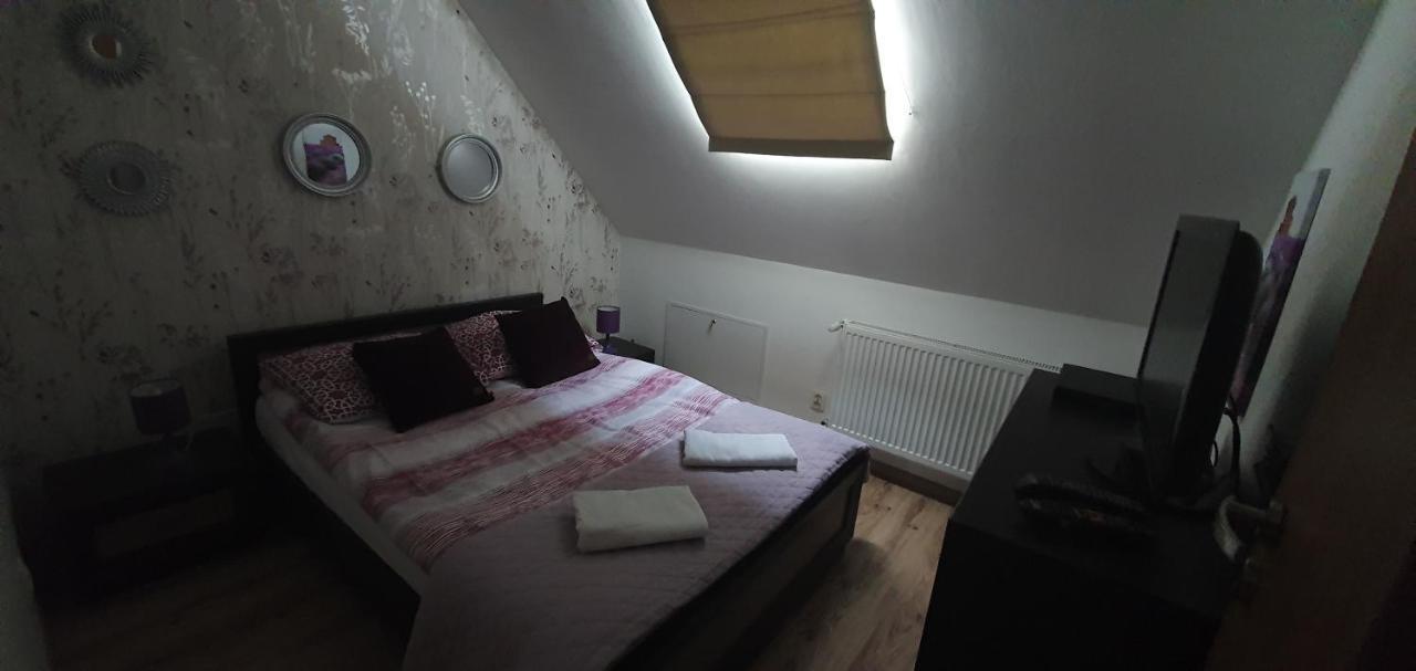 Appartamento Cudowny Zakatek Z Ogrodem I Basenem Bukwica  Esterno foto