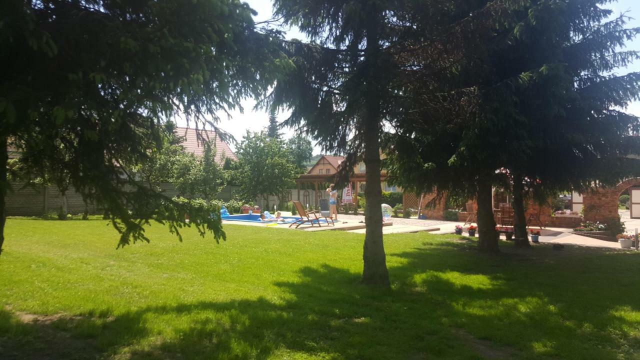 Appartamento Cudowny Zakatek Z Ogrodem I Basenem Bukwica  Esterno foto